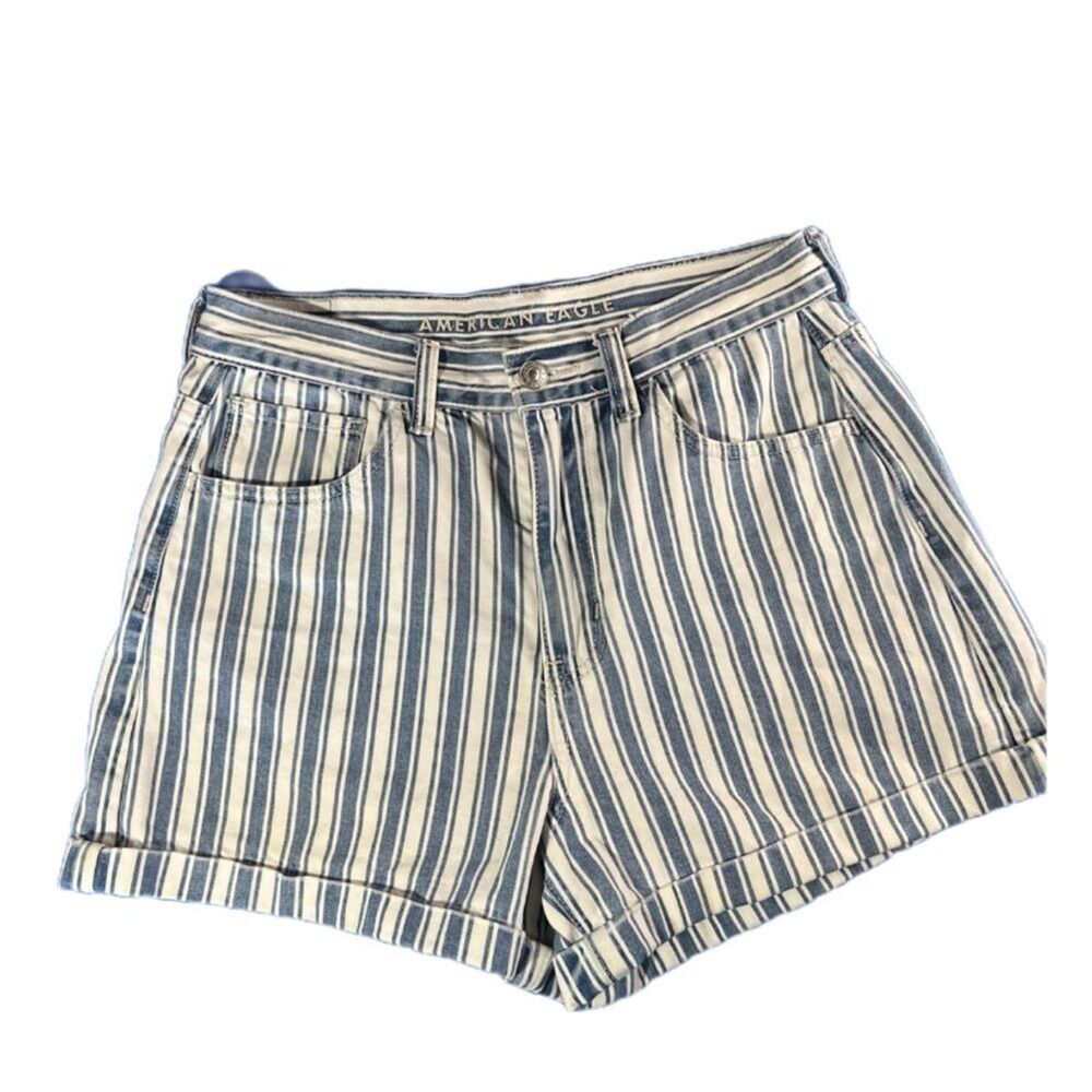 American Eagle mom Short denim stripe Size 6 Preppy Cute